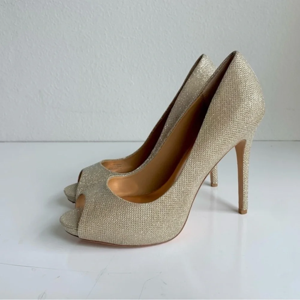 Badgley Mischka Gold glittery formal platform pumps size 10. Ponderosa model. - Picture 1 of 12